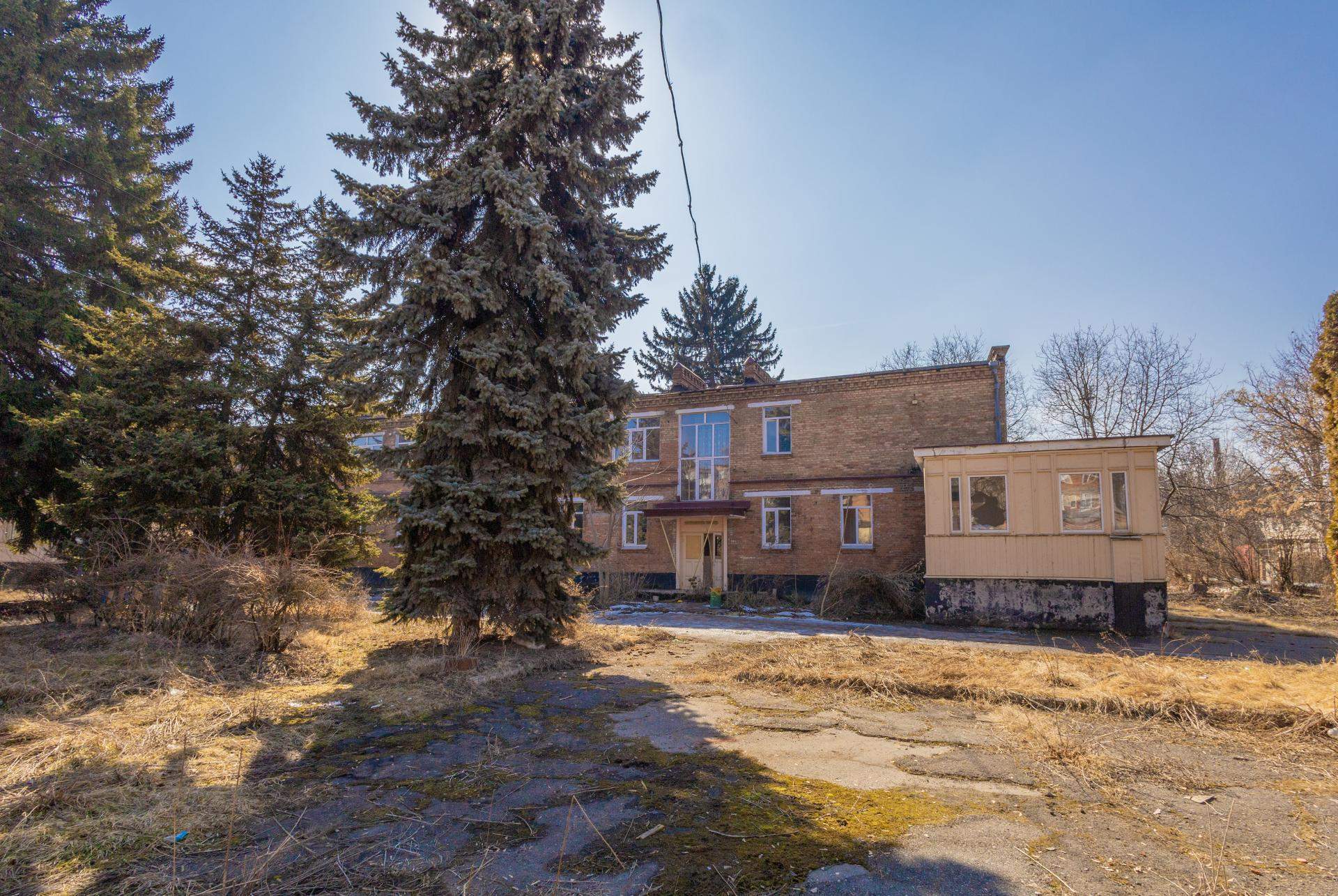 Продам торговое помещение 1006.4 м.кв.