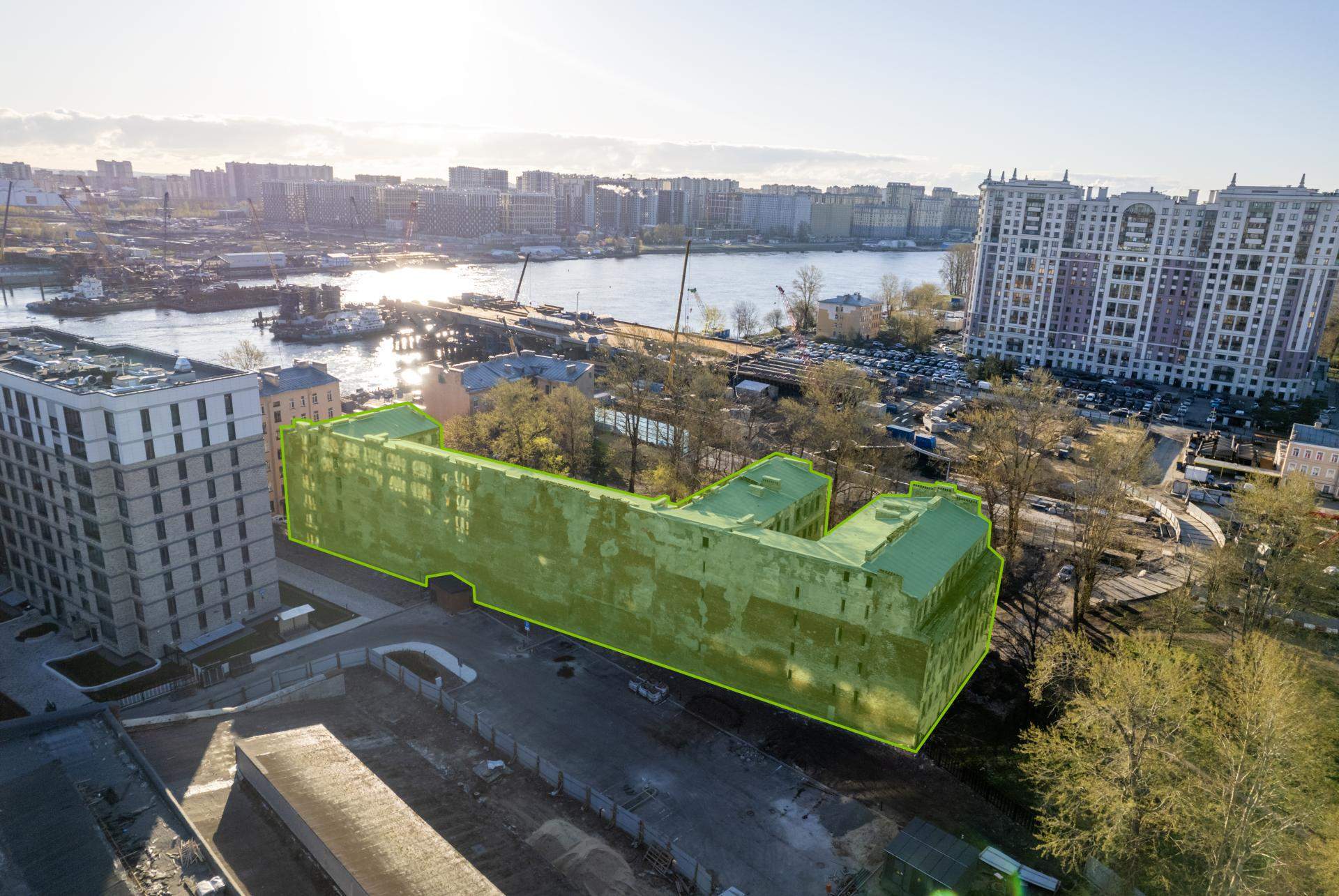 Продам торговое помещение 4420.5 м.кв.