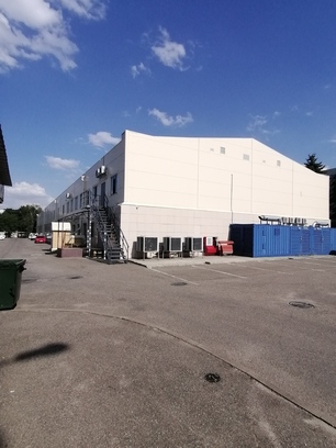 Продам помещение свободного назначения 4920 м.кв.