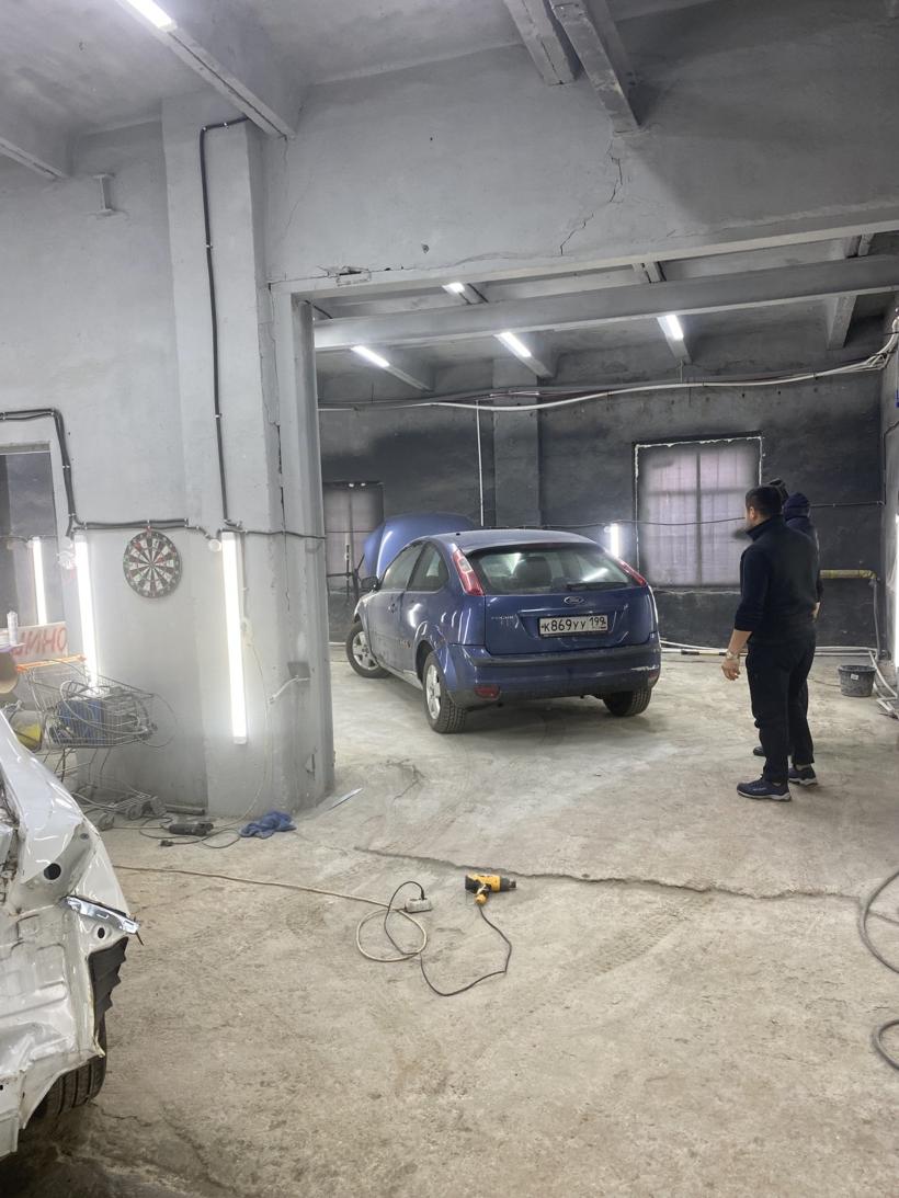 Продам торговое помещение 1349.6 м.кв.