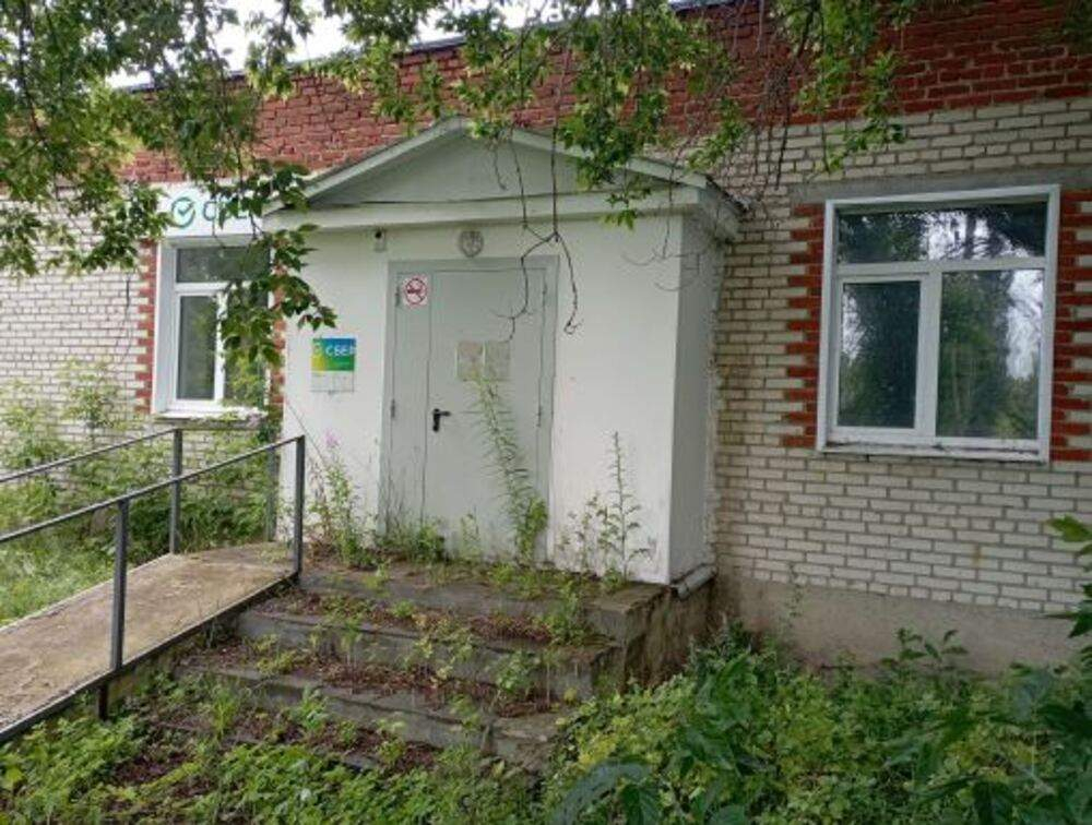 Продам торговое помещение 1180 м.кв.