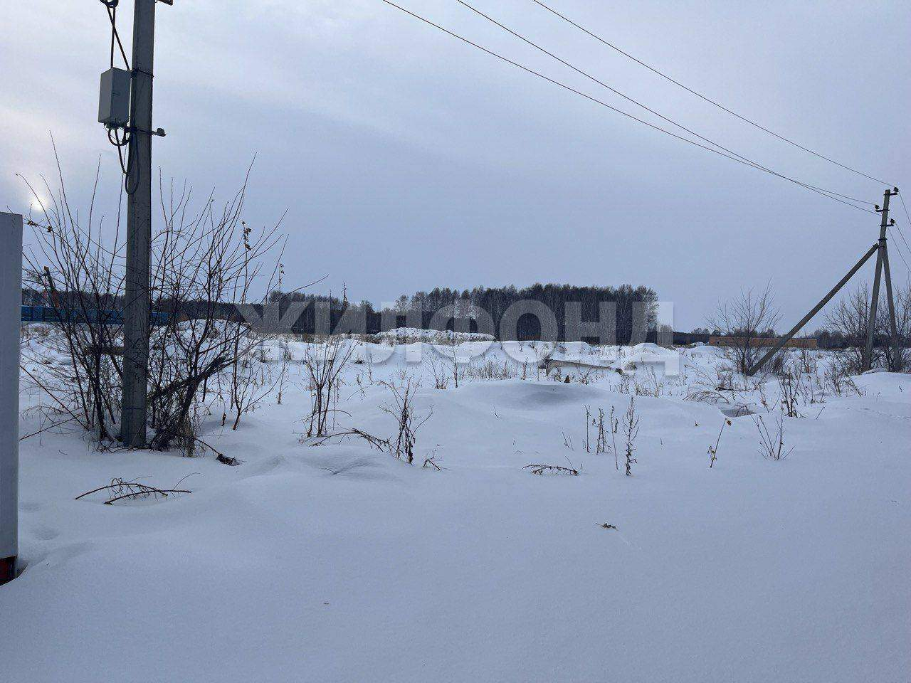 Продам земельный участок 4000 м.кв.