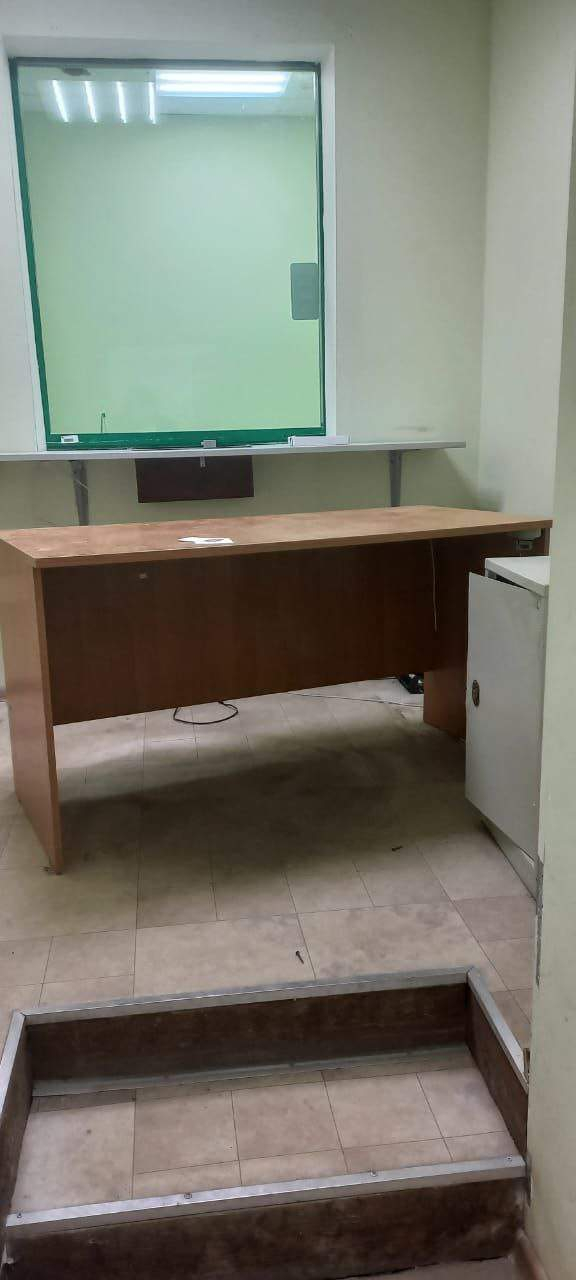 Сдам в аренду торговое помещение 76.6 м.кв.