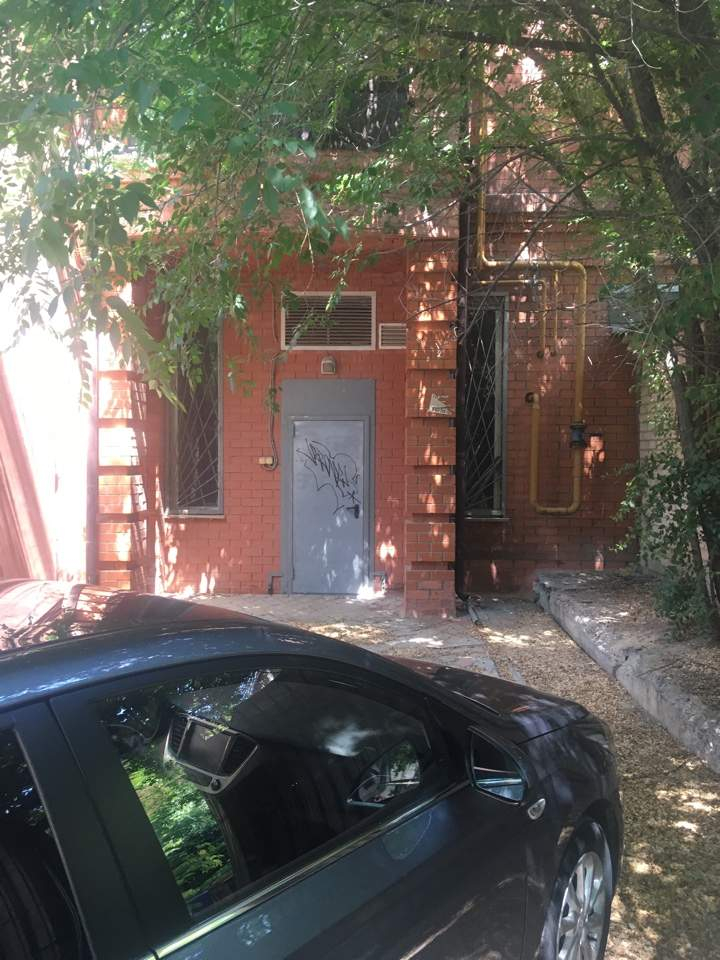 Продам торговое помещение 62.3 м.кв.