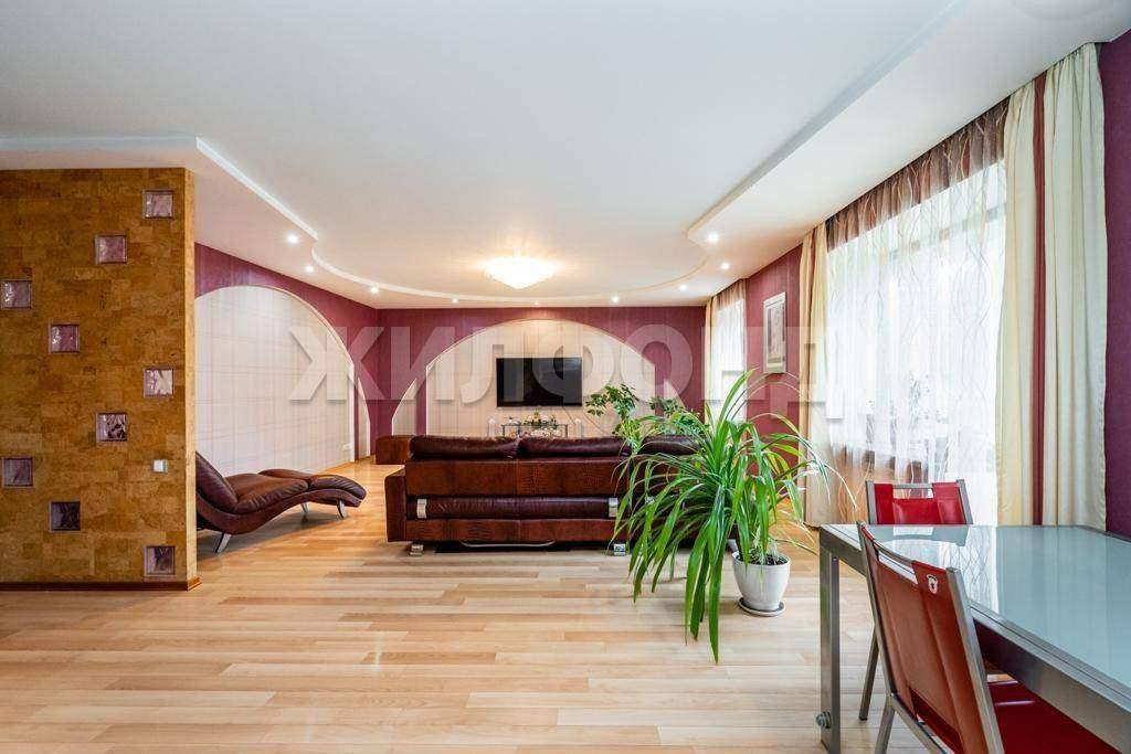 Квартира на продажу в Томске, Тверская улица, 81 фото №0