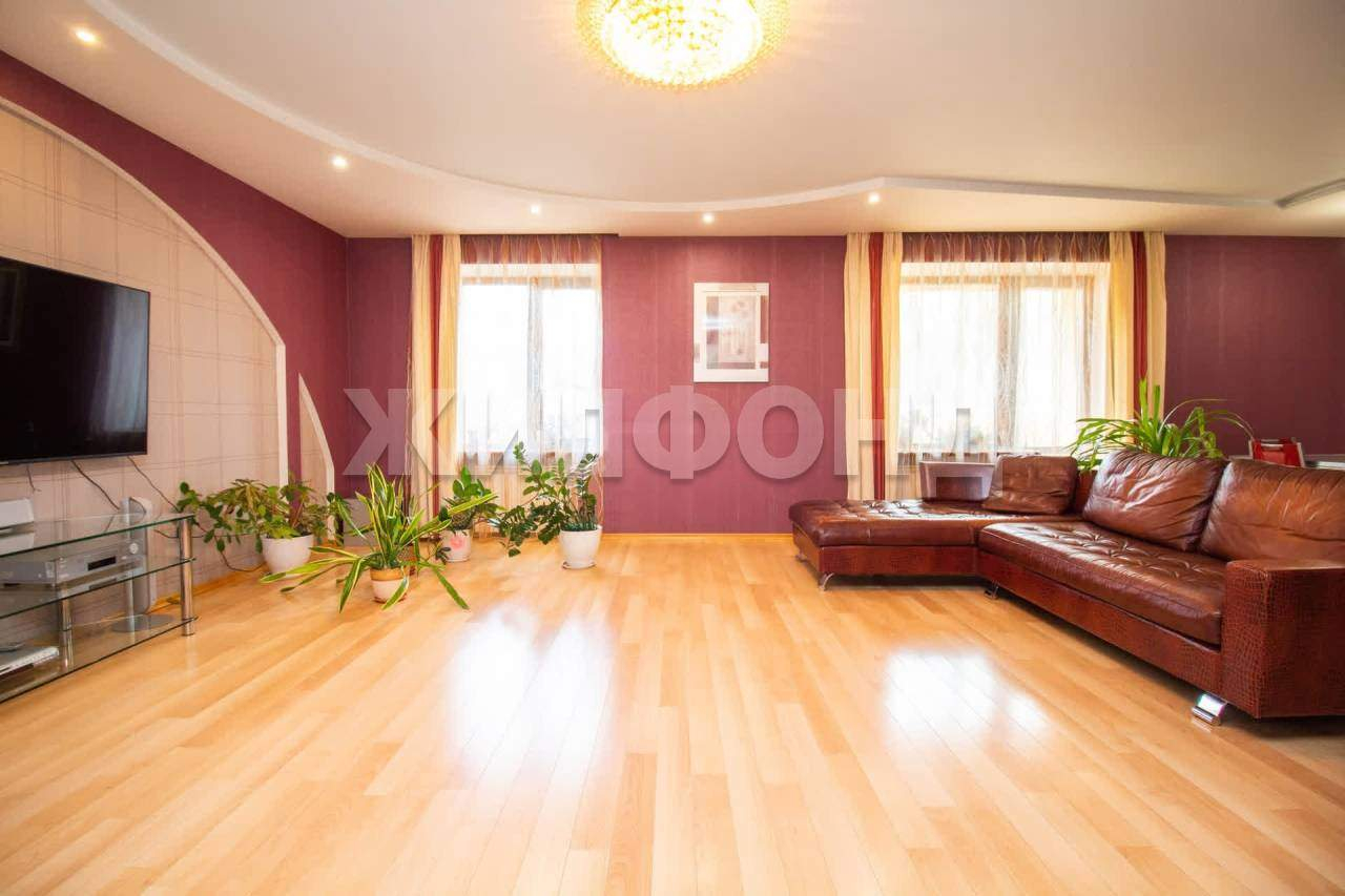 Квартира на продажу в Томске, Тверская улица, 81 фото №1