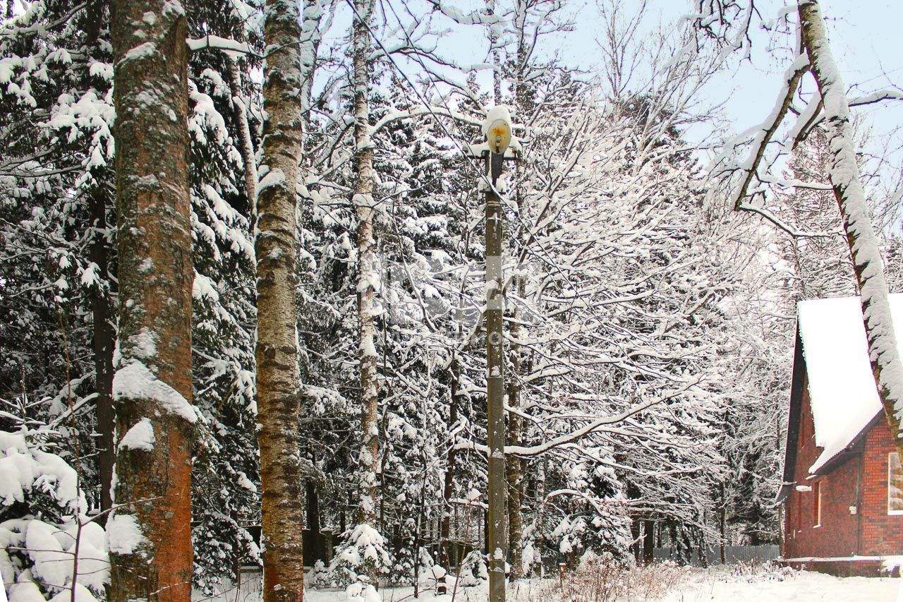 Продам земельный участок 2500 м.кв.