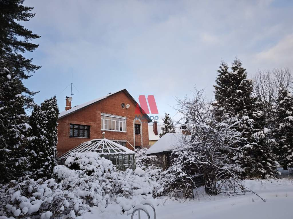 Коттедж на продажу в Бухарово, Лесная улица, 4 фото №1