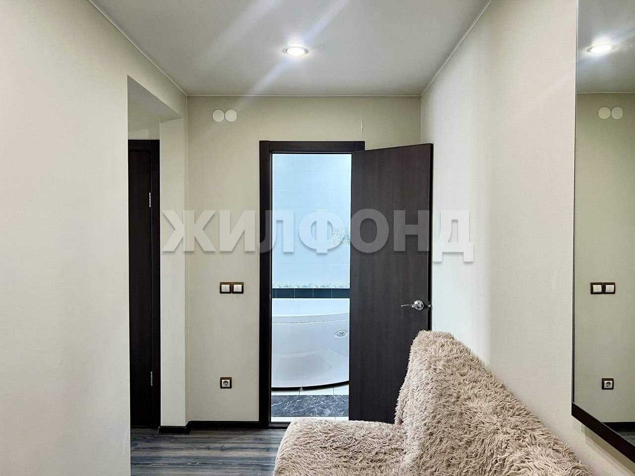 Квартира на продажу в Иркутске, 1-я Железнодорожная улица, 3-я фото №4