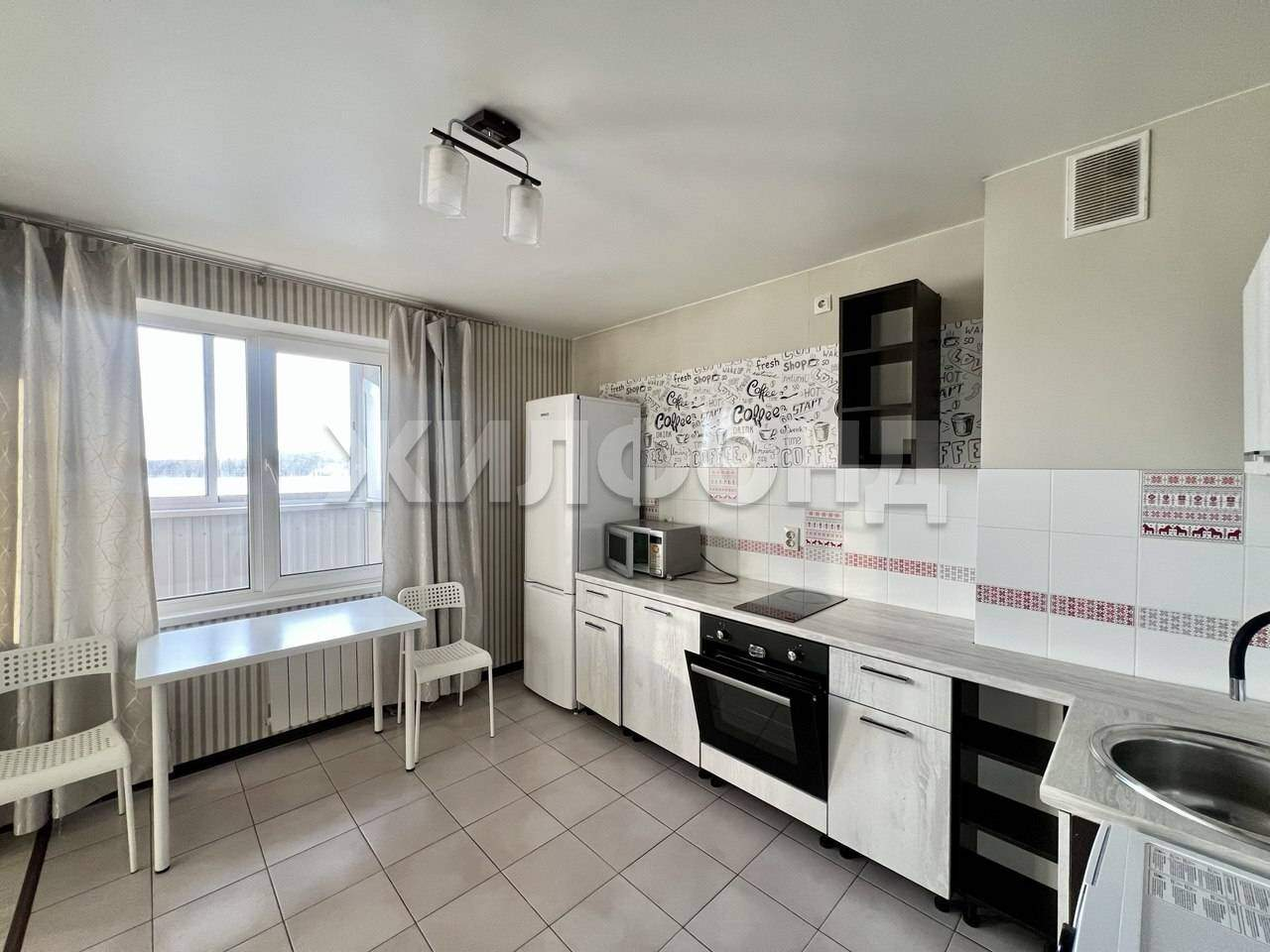 Квартира на продажу в Иркутске, 1-я Железнодорожная улица, 3-я фото №0