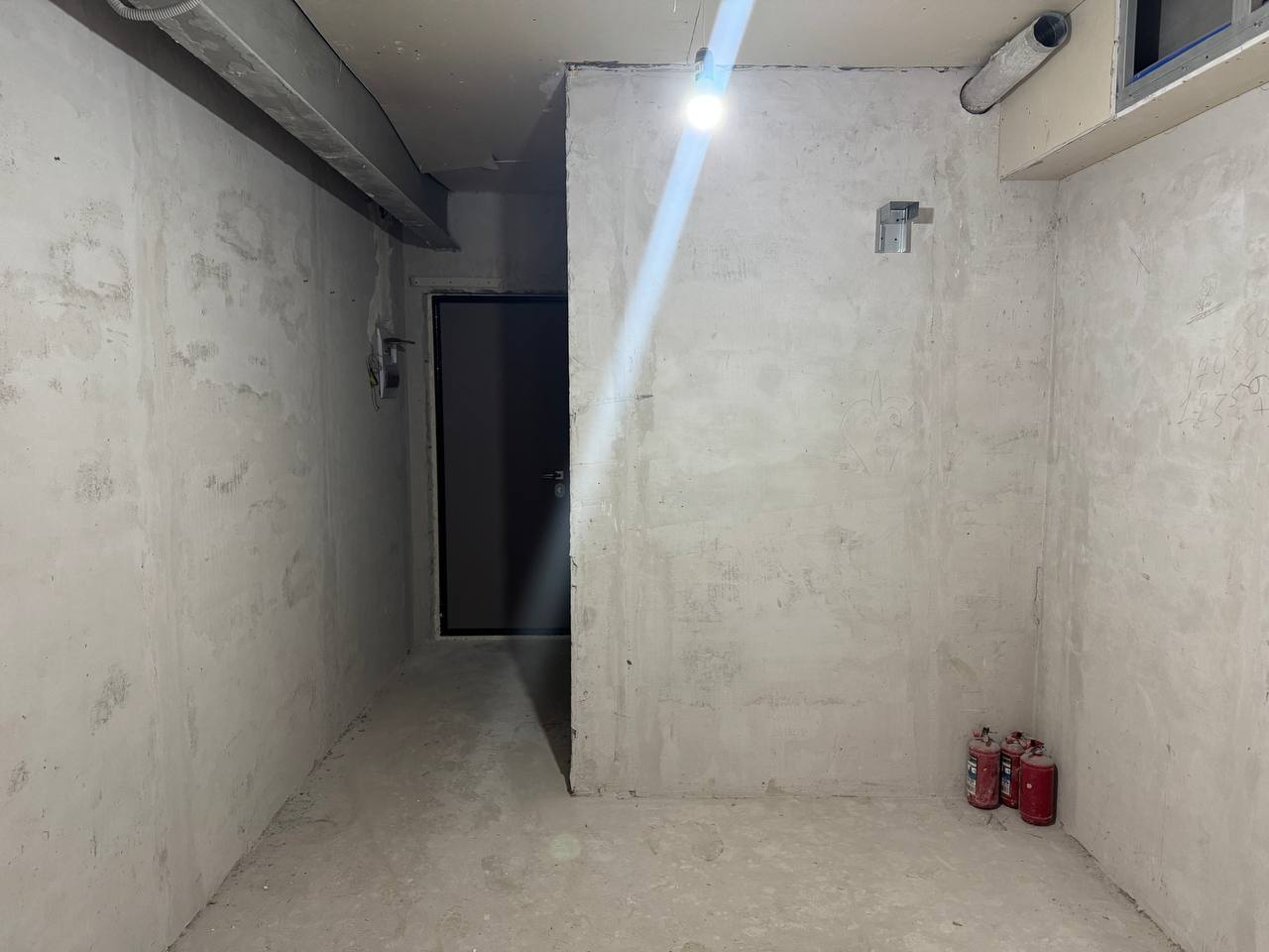 Продам помещение свободного назначения 15.4 м.кв.