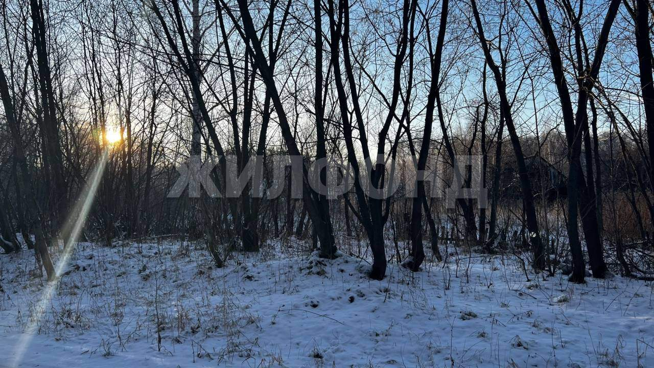 Продам земельный участок 1120 м.кв.