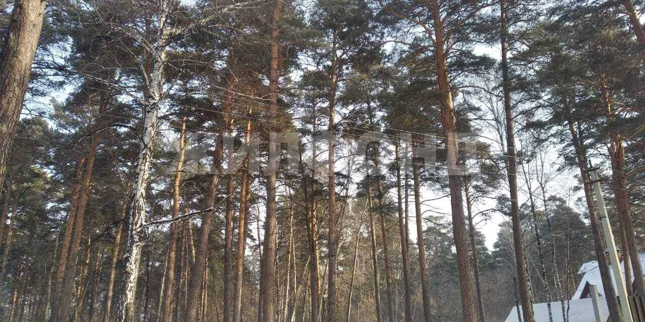 Продам земельный участок 1500 м.кв.