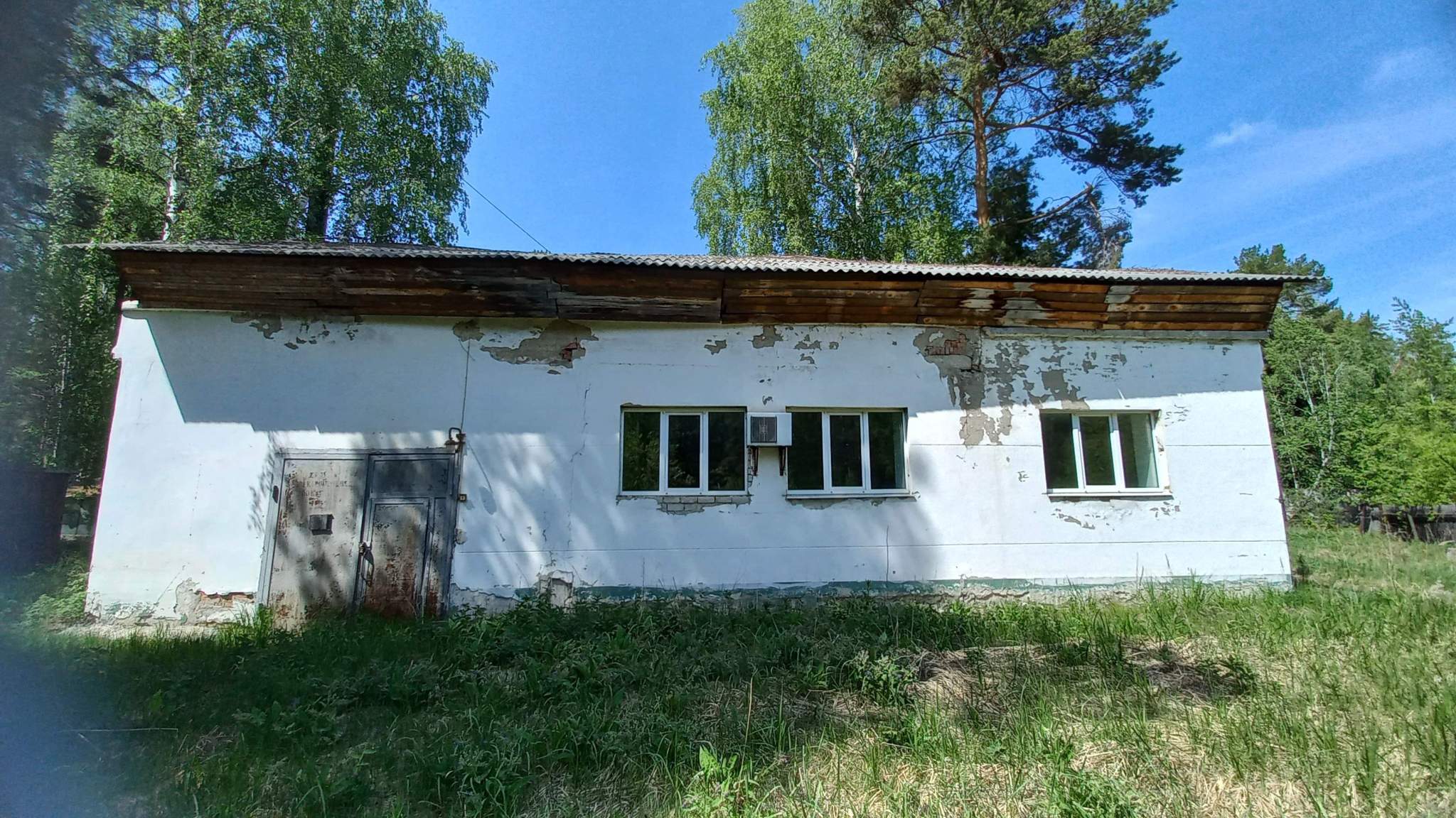 Продам торговое помещение 5367 м.кв.