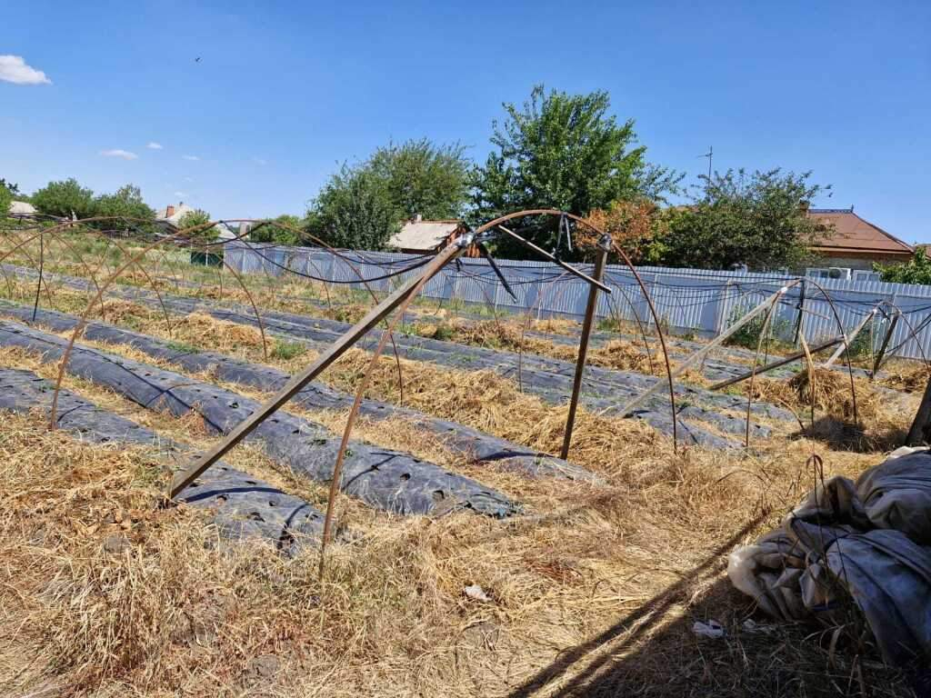 Продам земельный участок 2323 м.кв.