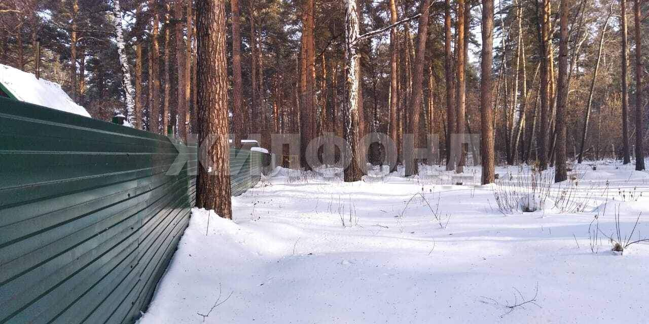 Продам земельный участок 1500 м.кв.