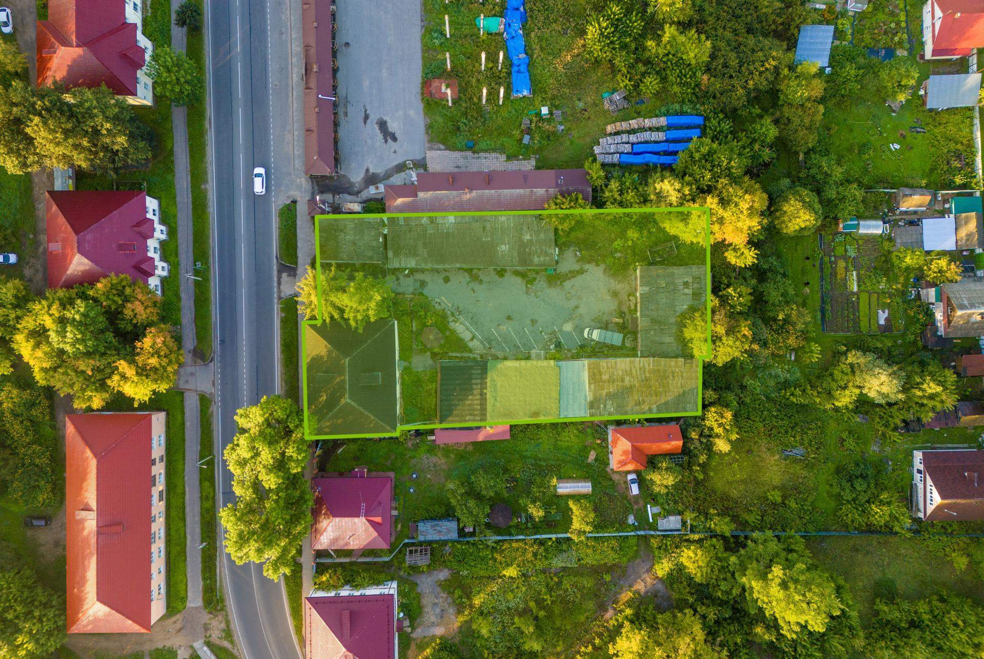 Продам торговое помещение 1044.1 м.кв.