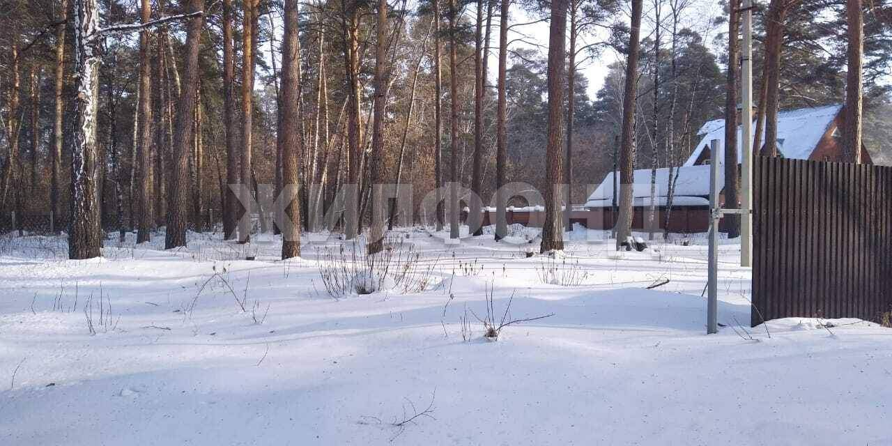 Продам земельный участок 1500 м.кв.