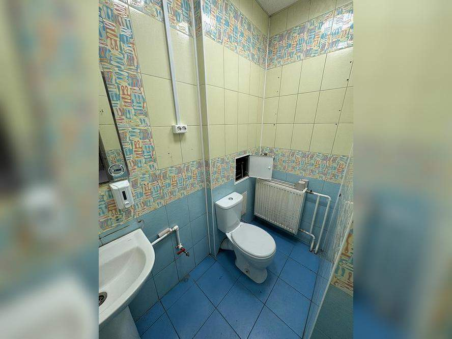 Продам магазин 162.2 м.кв.