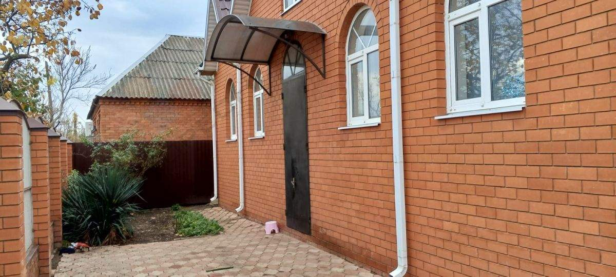 Дом на продажу в Сочи, Восточная улица, 69а