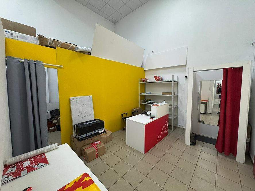 Сдам в аренду магазин 113.8 м.кв.