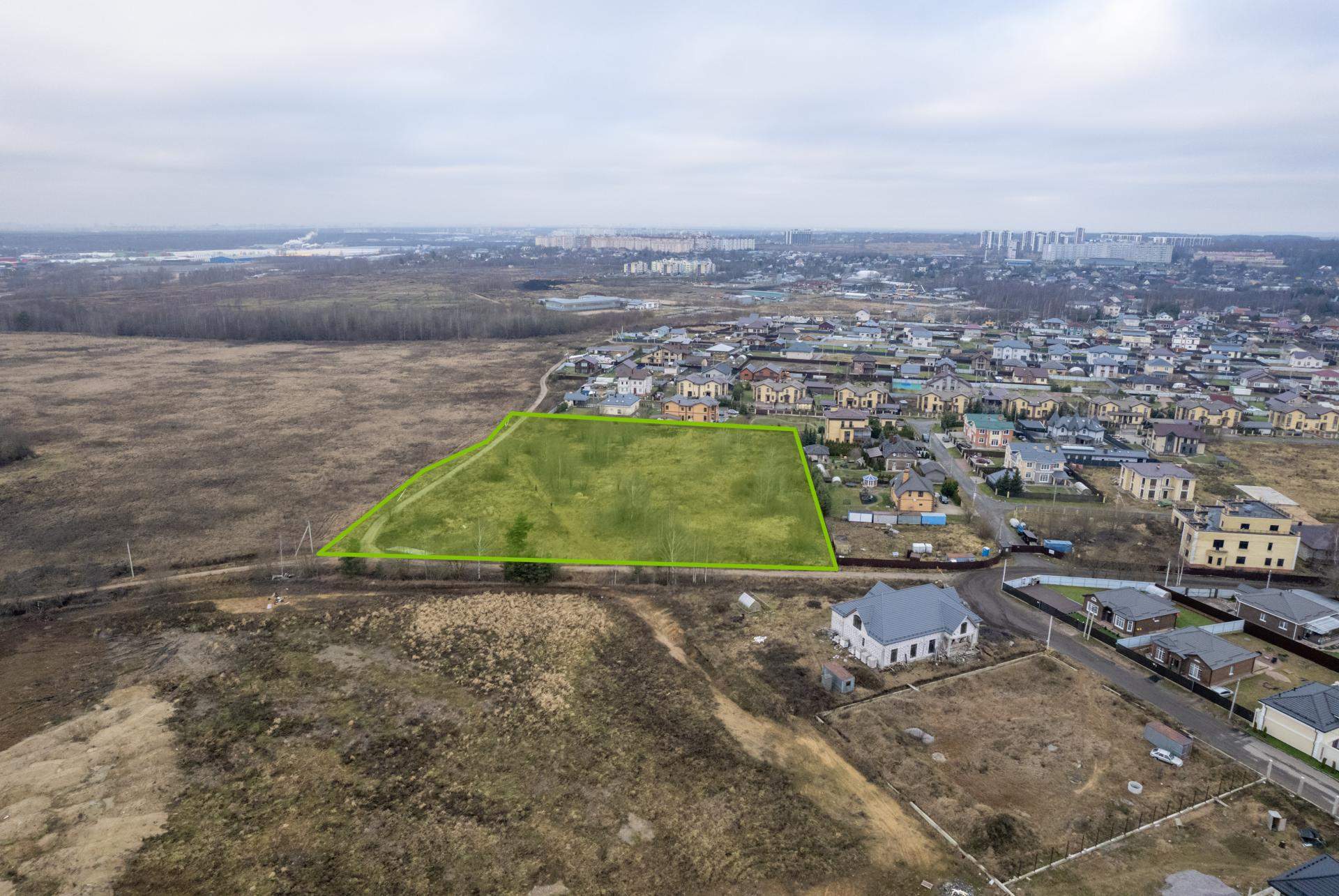 Продам земельный участок 14846 м.кв.