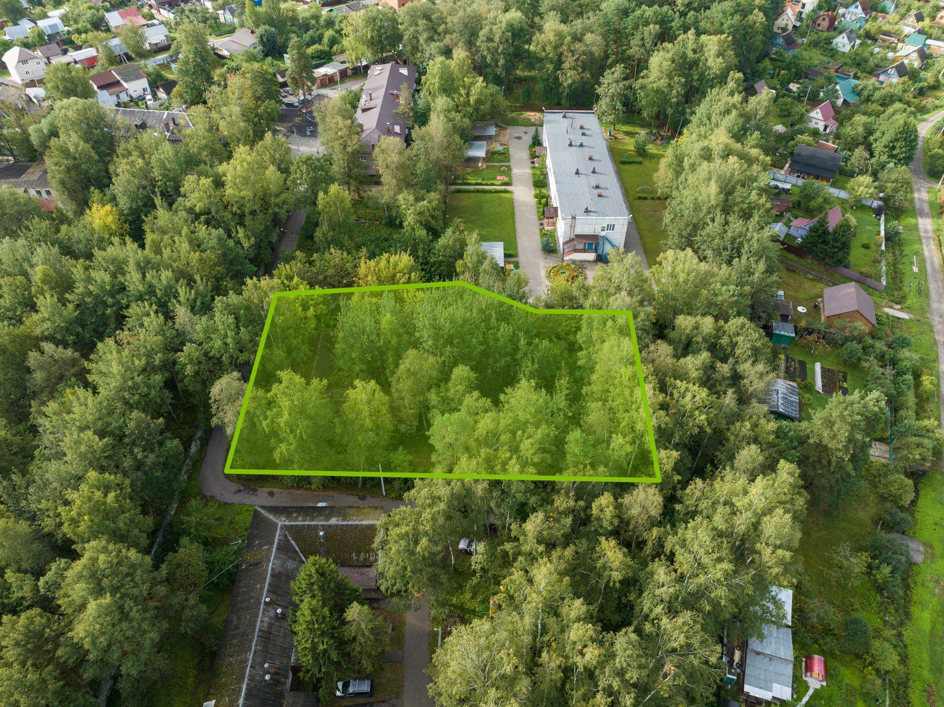 Продам земельный участок 1920 м.кв.