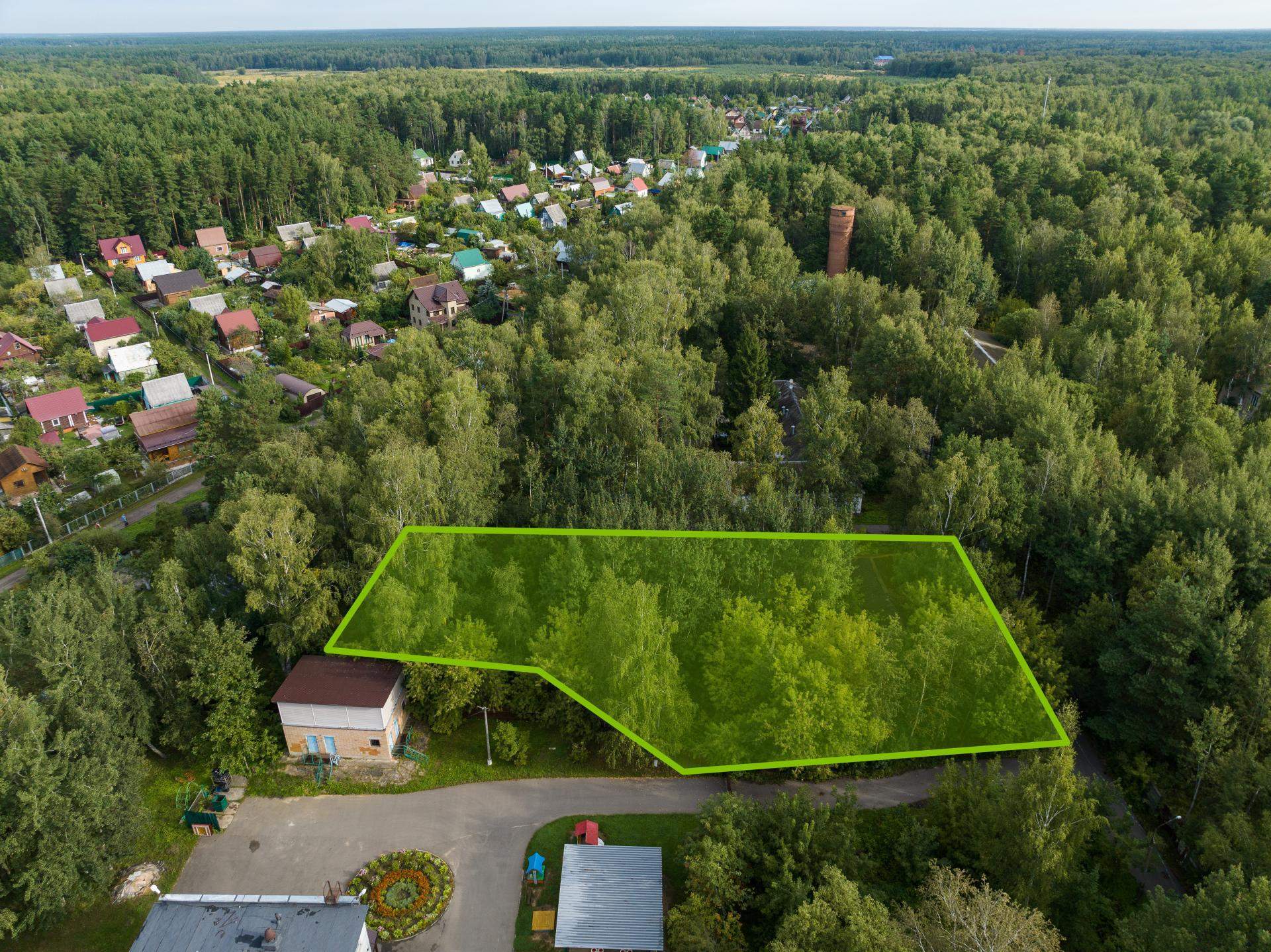 Продам земельный участок 1920 м.кв.