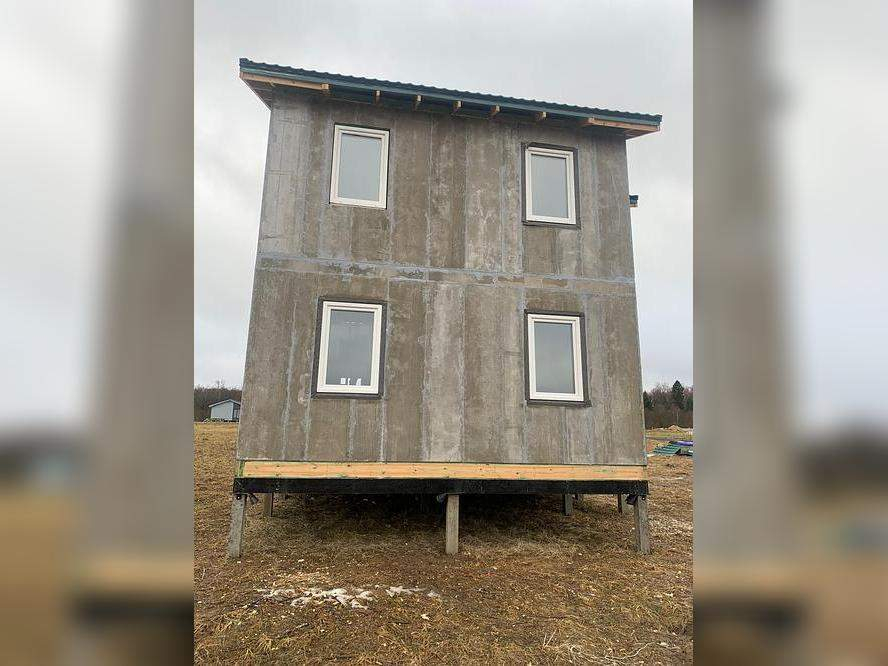 Продам земельный участок 800 м.кв.