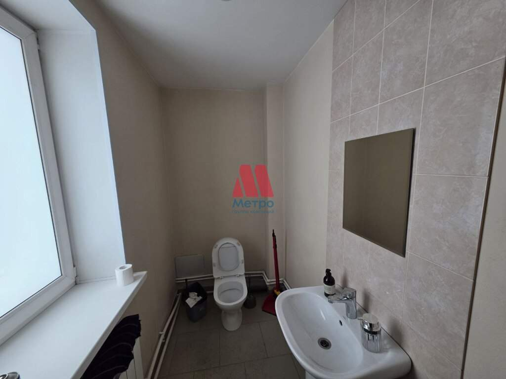 Сдам в аренду помещение свободного назначения 215 м.кв.