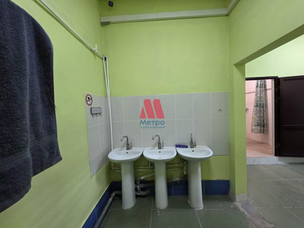 Сдам в аренду помещение свободного назначения 215 м.кв.