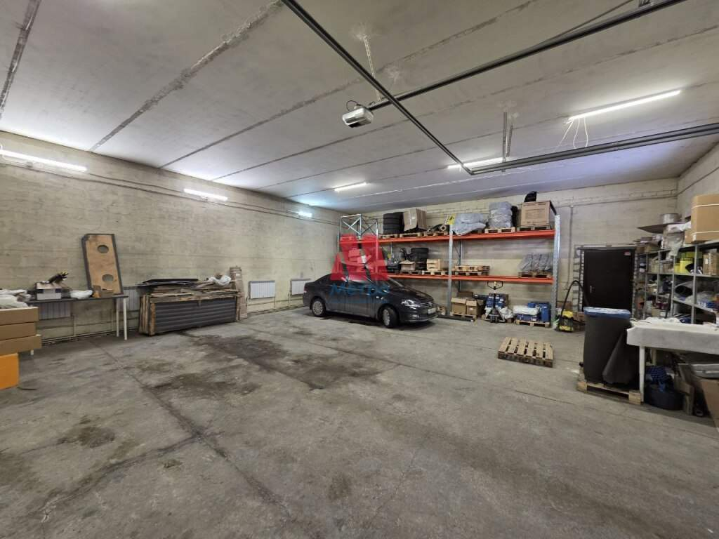 Сдам в аренду помещение свободного назначения 215 м.кв.