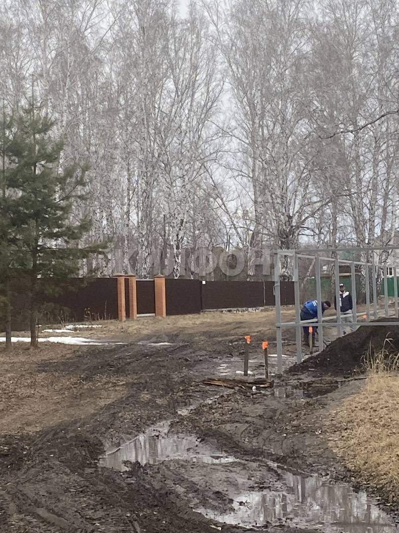 Продам земельный участок 1000 м.кв.