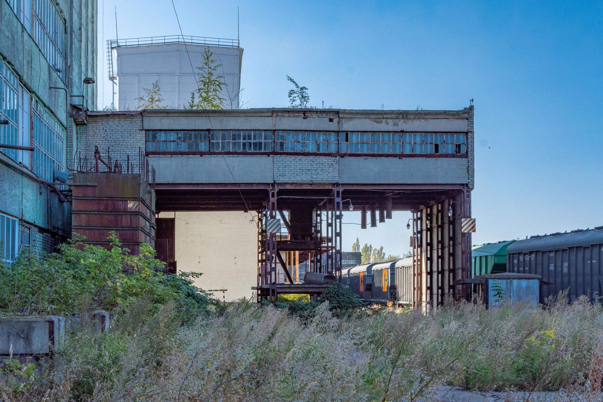 Продам торговое помещение 12279.8 м.кв.