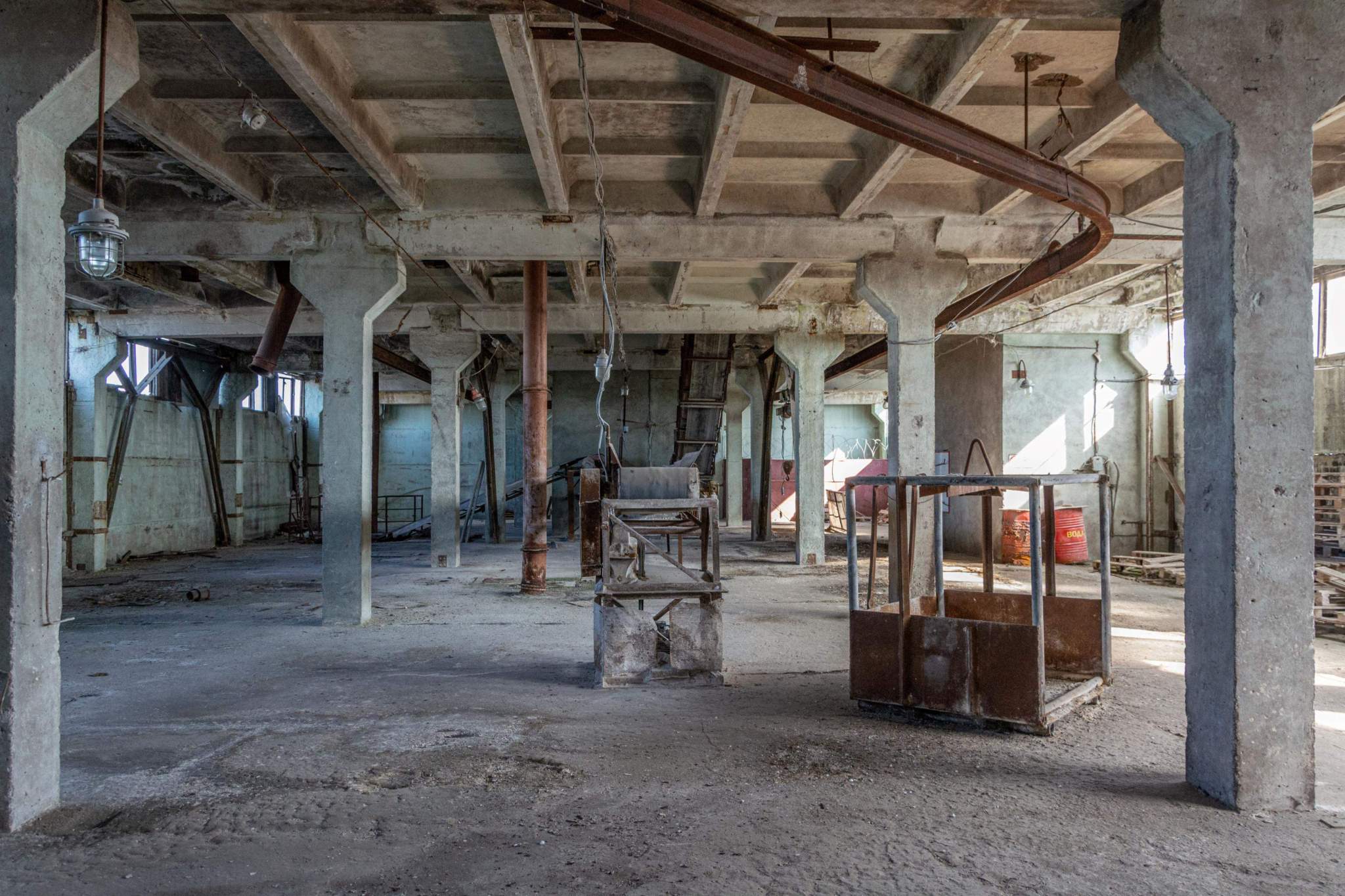 Продам торговое помещение 12279.8 м.кв.