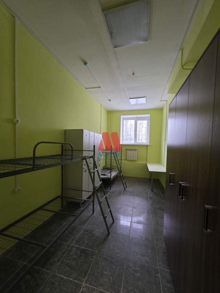 Сдам в аренду помещение свободного назначения 215 м.кв.