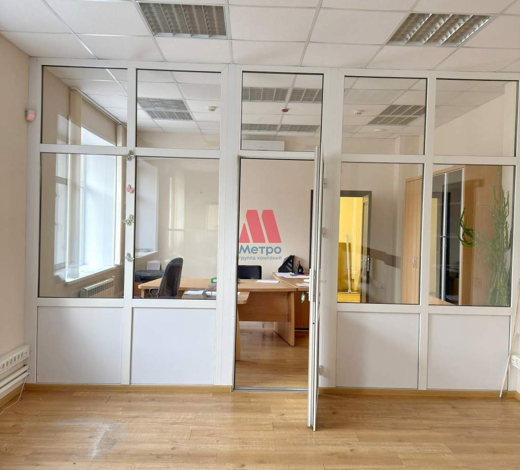 Сдам в аренду офис 220 м.кв.