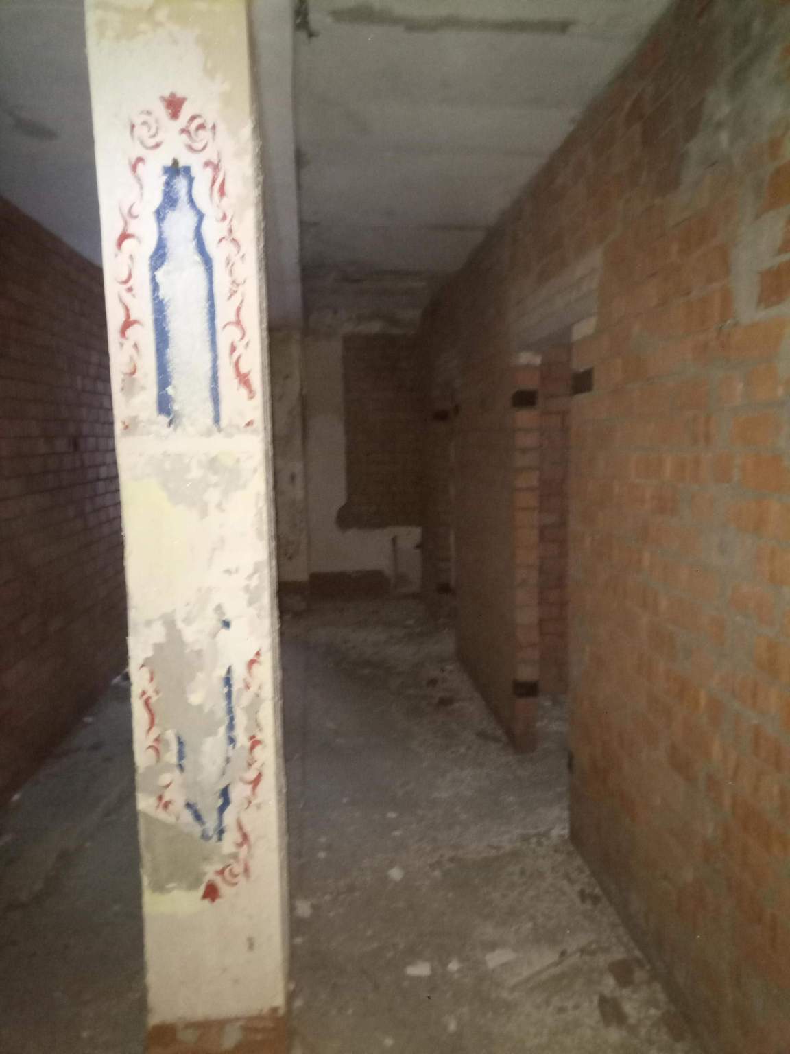 Продам торговое помещение 1830.6 м.кв.