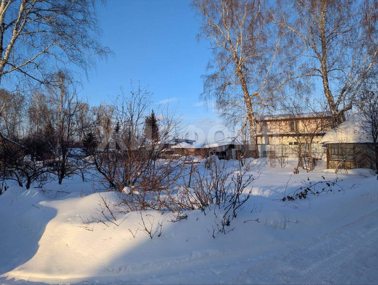 Продам земельный участок 771 м.кв.