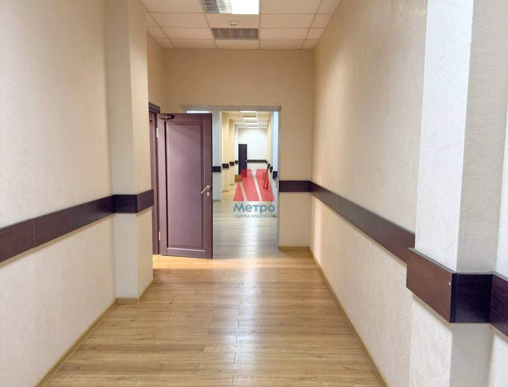 Сдам в аренду офис 220 м.кв.