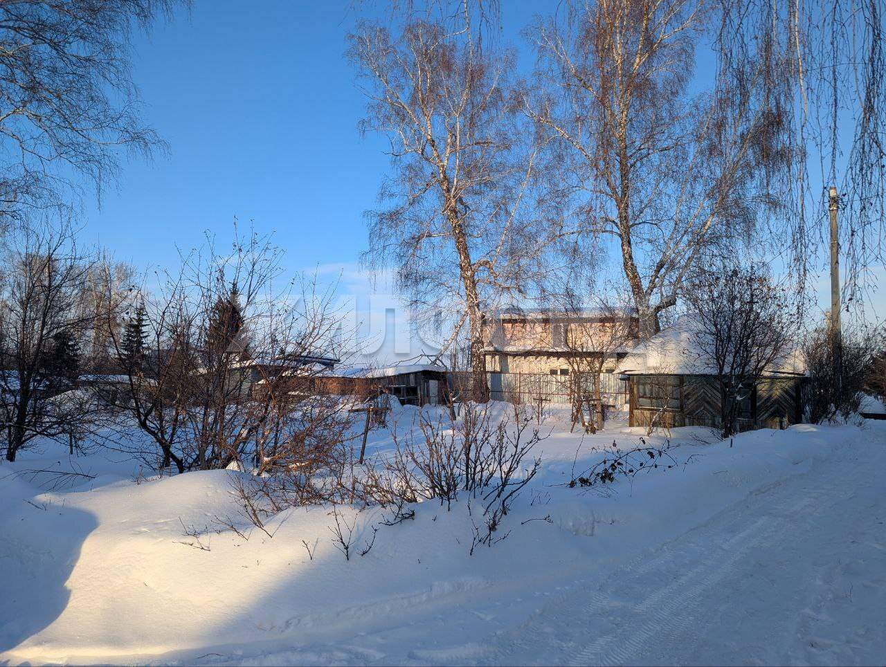 Продам земельный участок 771 м.кв.