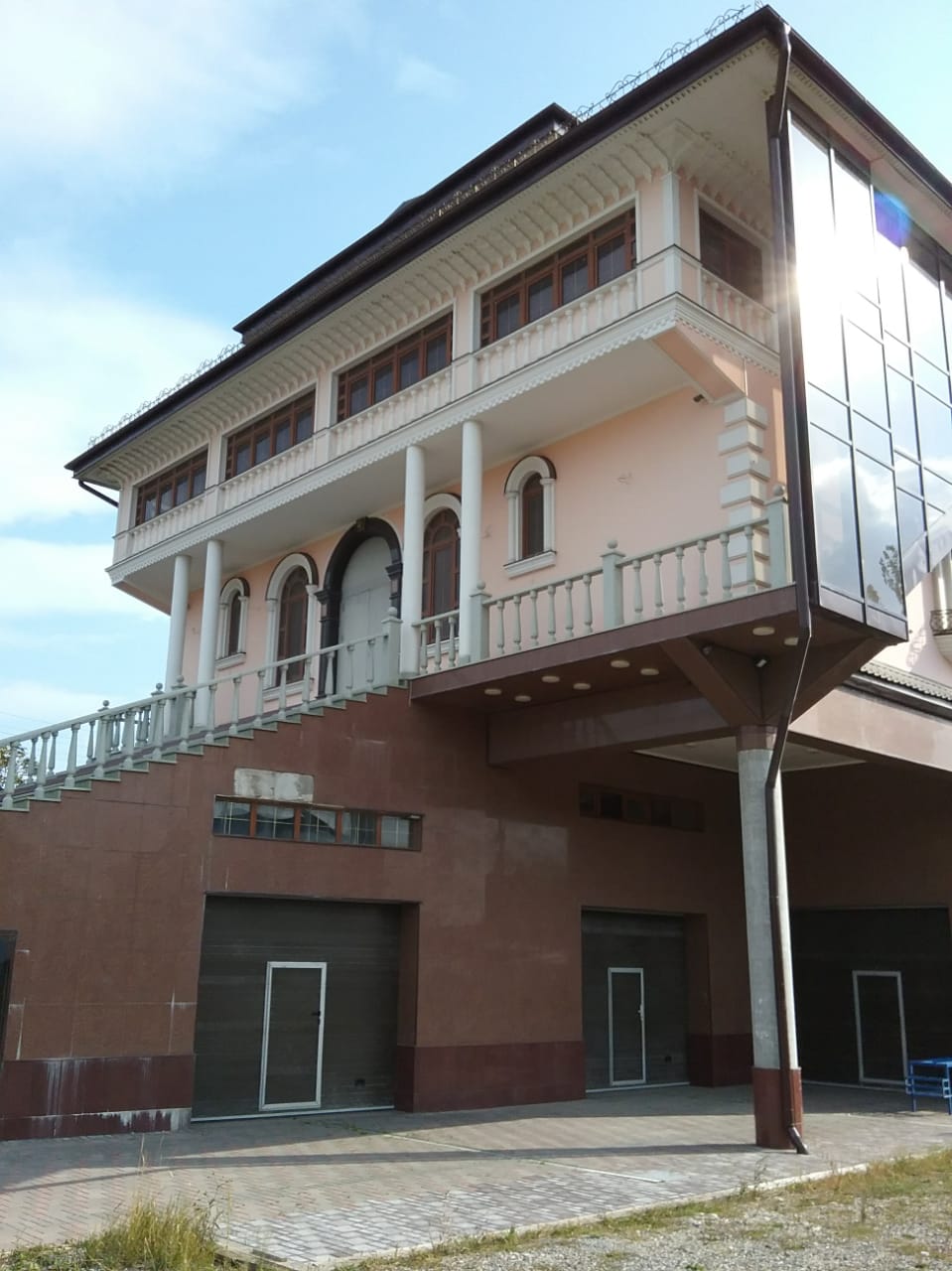 Продам помещение свободного назначения 2100 м.кв.