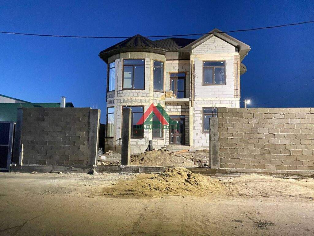 Коттедж на продажу в Краснодаре, Южная улица, 1 фото №2