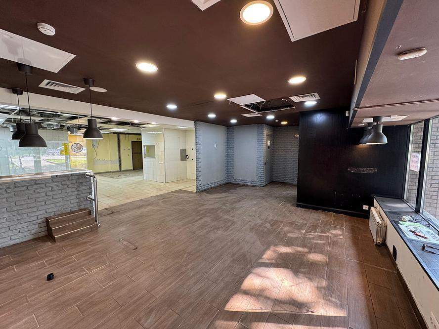 Сдам в аренду магазин 117.5 м.кв.