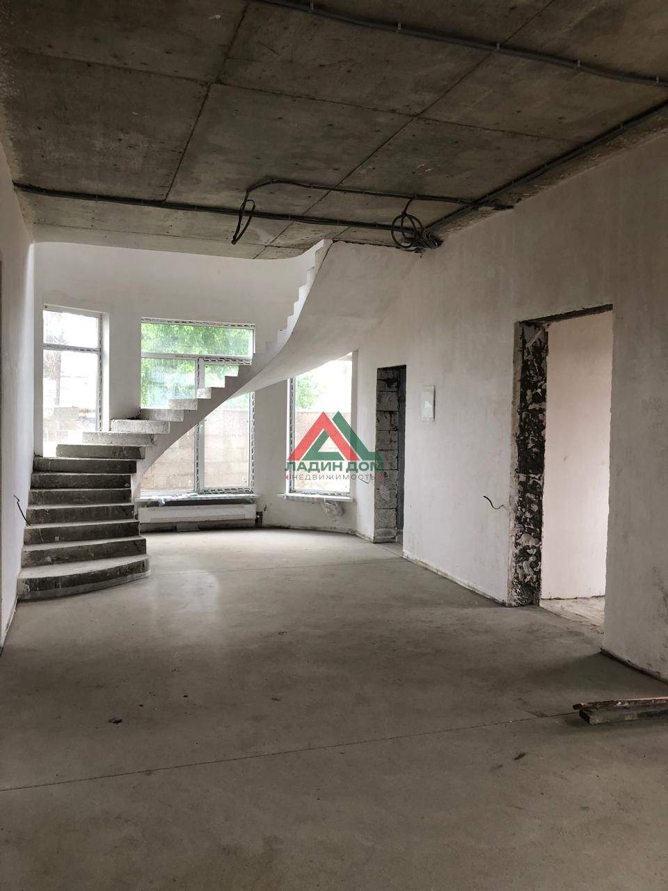 Коттедж на продажу в Краснодаре, Южная улица, 1 фото №11