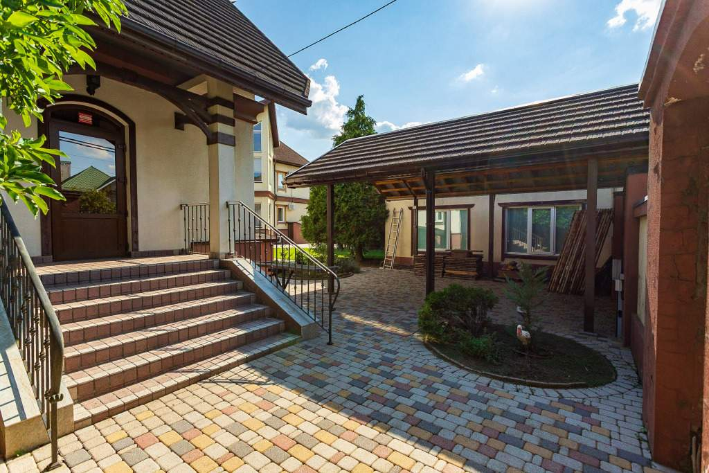 Дом на продажу в Краснодаре, Геологическая улица, 11 фото №2