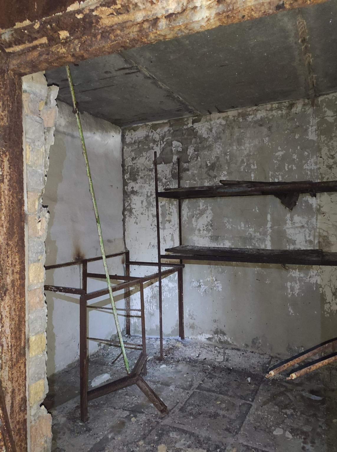 Продам торговое помещение 3764.2 м.кв.