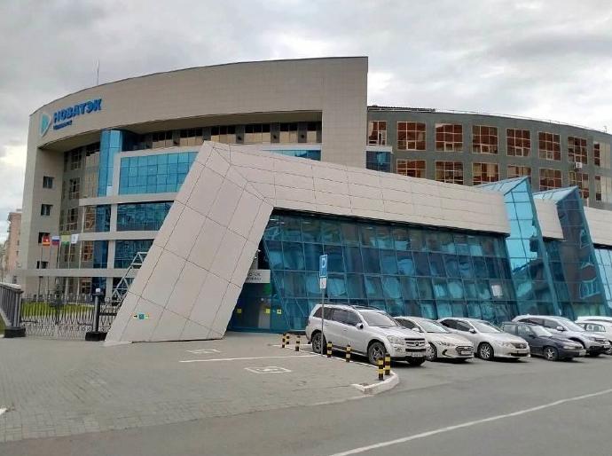 Продам торговое помещение 6401.2 м.кв.