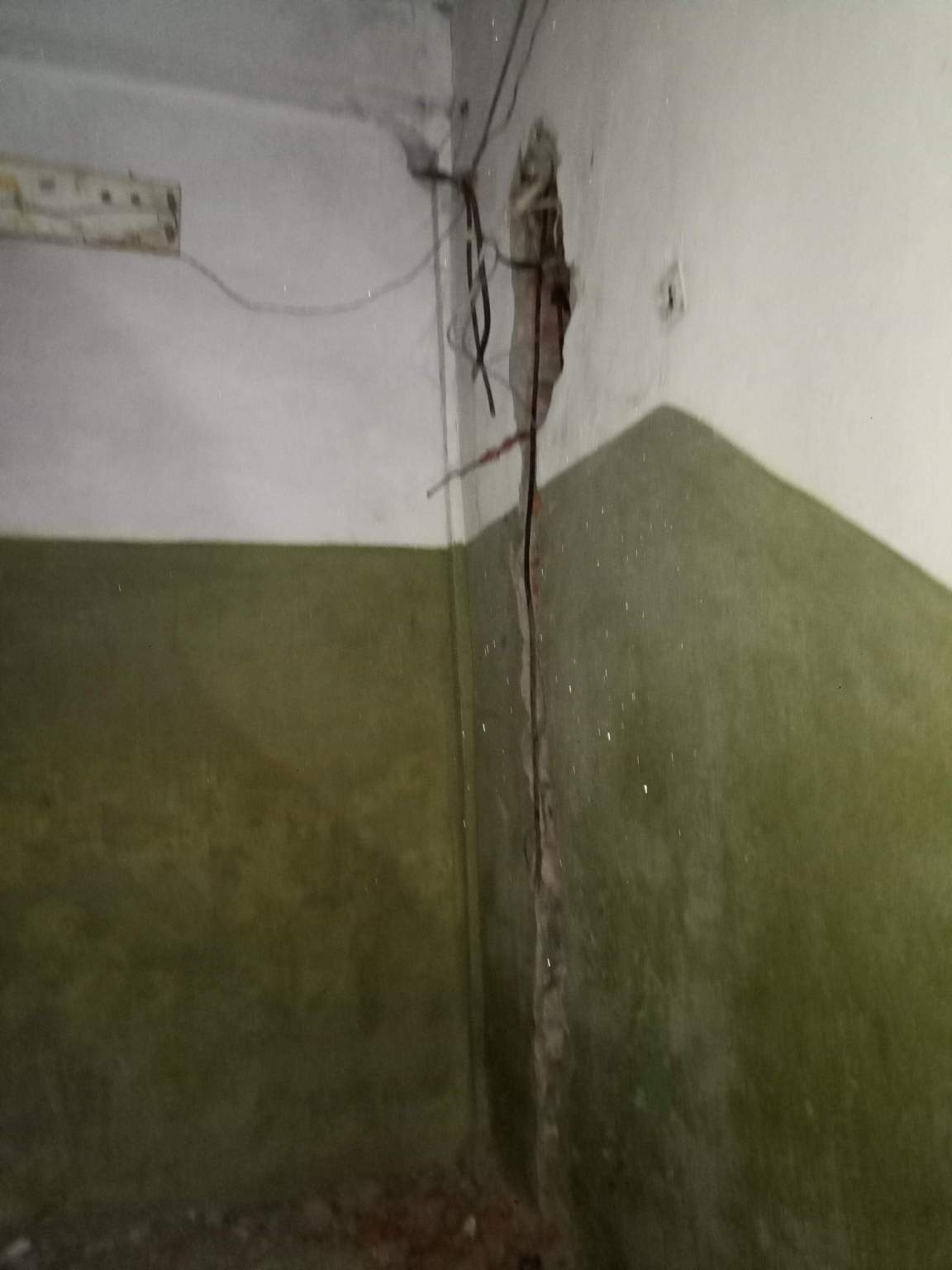 Продам торговое помещение 1123.3 м.кв.