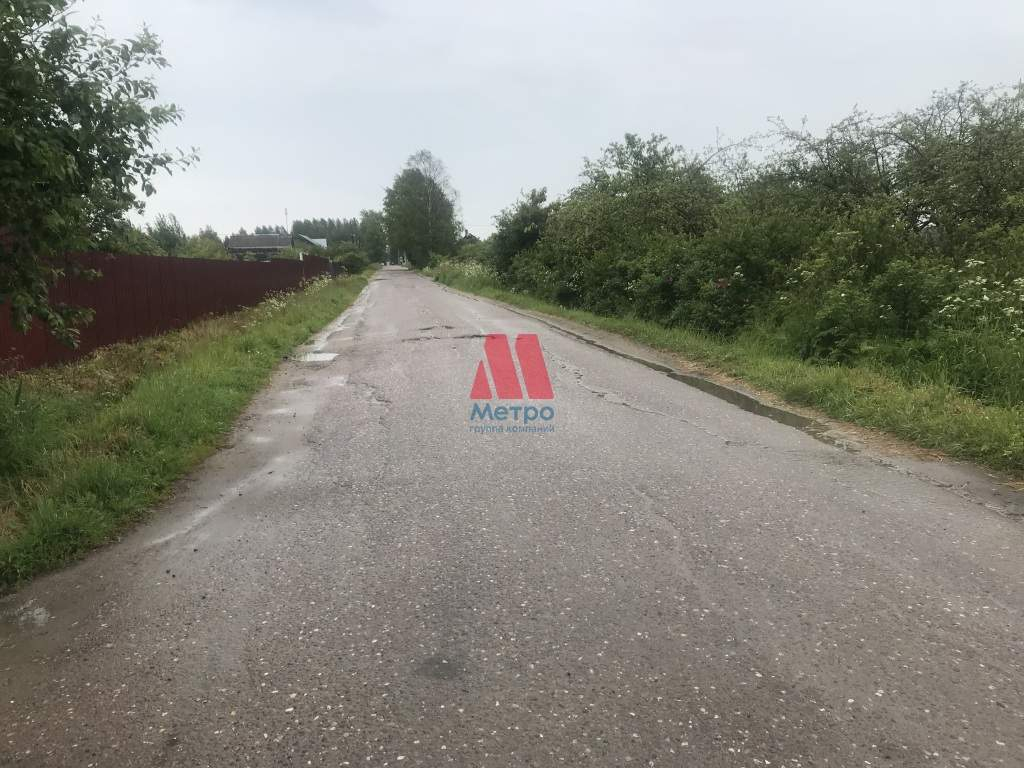 Продам земельный участок 2000 м.кв.